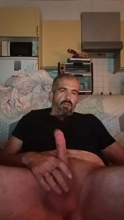 Dominant69290 from France