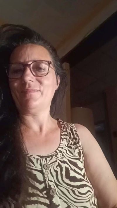 HAIRYPUSSYLIPS from France