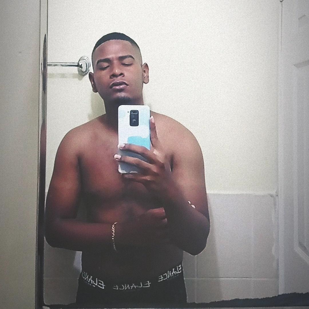 Latin_hot from United States
