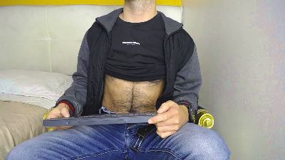LiamLuxe from Colombia