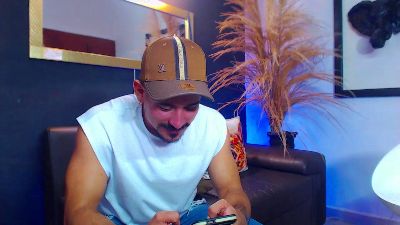 Markboyl from Colombia