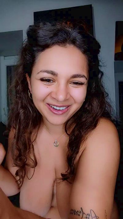 Roxynude from France