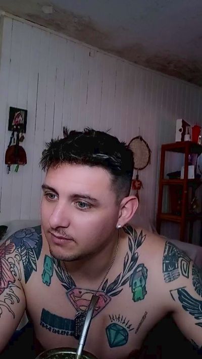 Santy_playboy from Argentina
