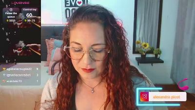 Zamy_xx from Colombia