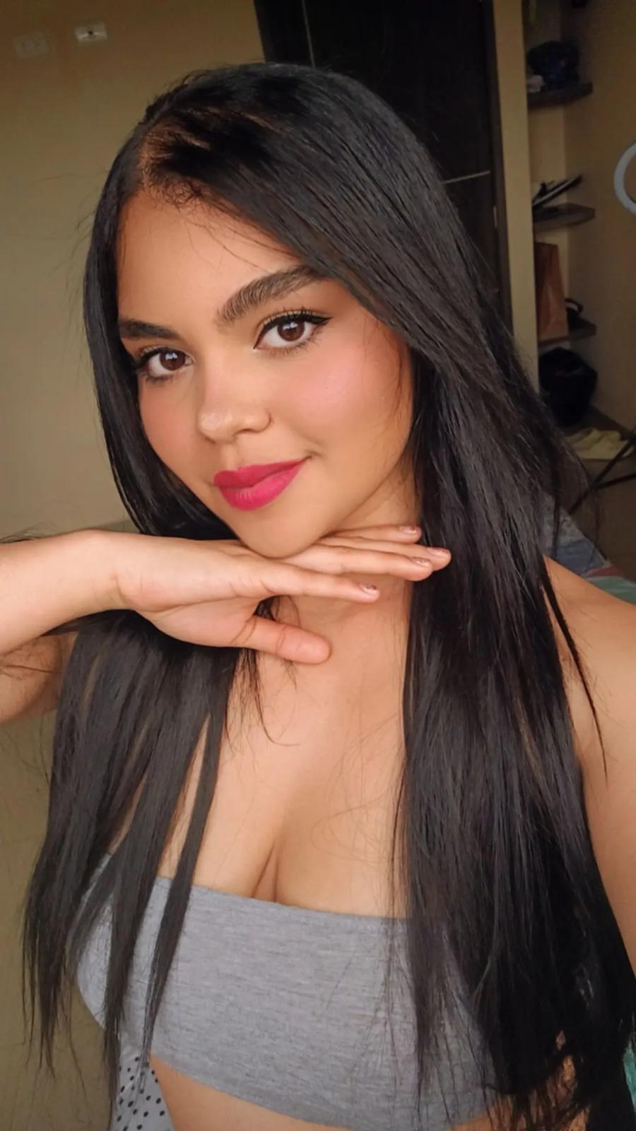 ariannasmile from France