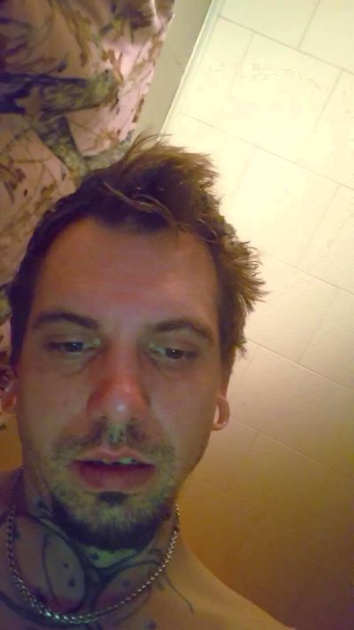 daddywolfe23 from United States