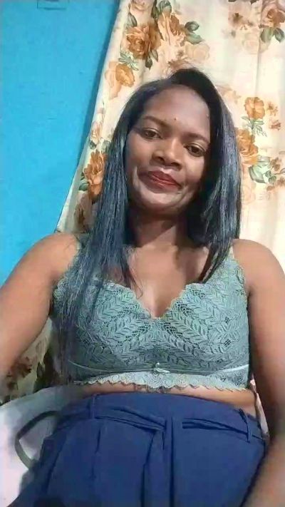 diana418 from Madagascar