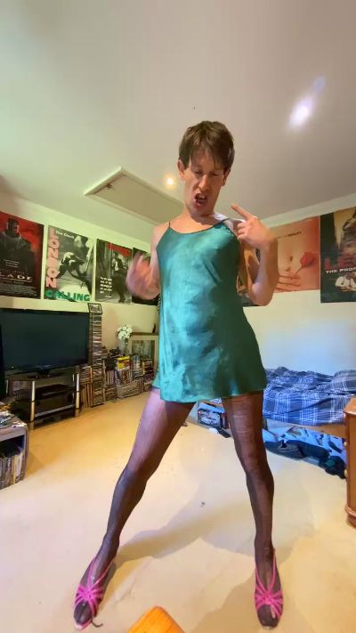 fagboysissy from United Kingdom