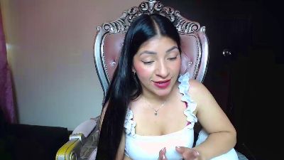 holly20a from United States