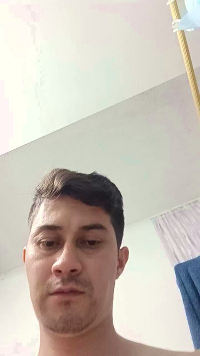 jose92131 from Colombia