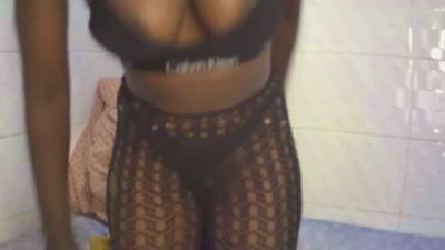petite_diofa from Kenya