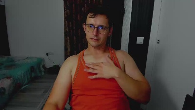 sexxymuscles from United Kingdom